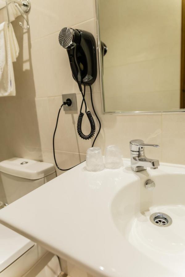 Hostal Санто-Доминго-де-Силос Экстерьер фото