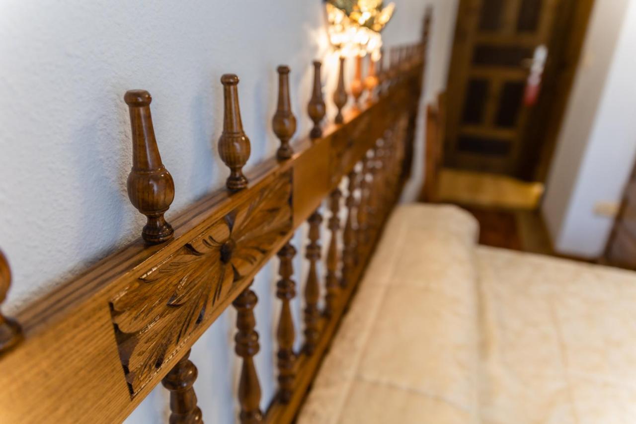 Hostal Санто-Доминго-де-Силос Экстерьер фото